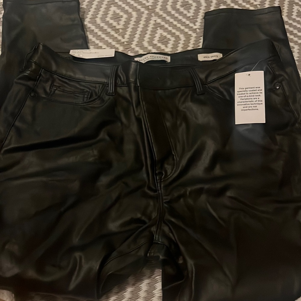 Social standard ankle skinny size 16 with tags. These are coated finish fabric.